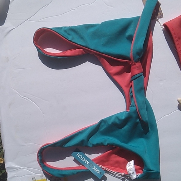 Nwt Coral & Turquoise Reversible Bikini - Picture 4 of 10